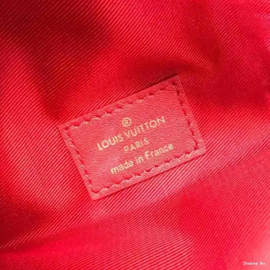 BUMBAG WAVE VUITTON NEW LOUIS 0522